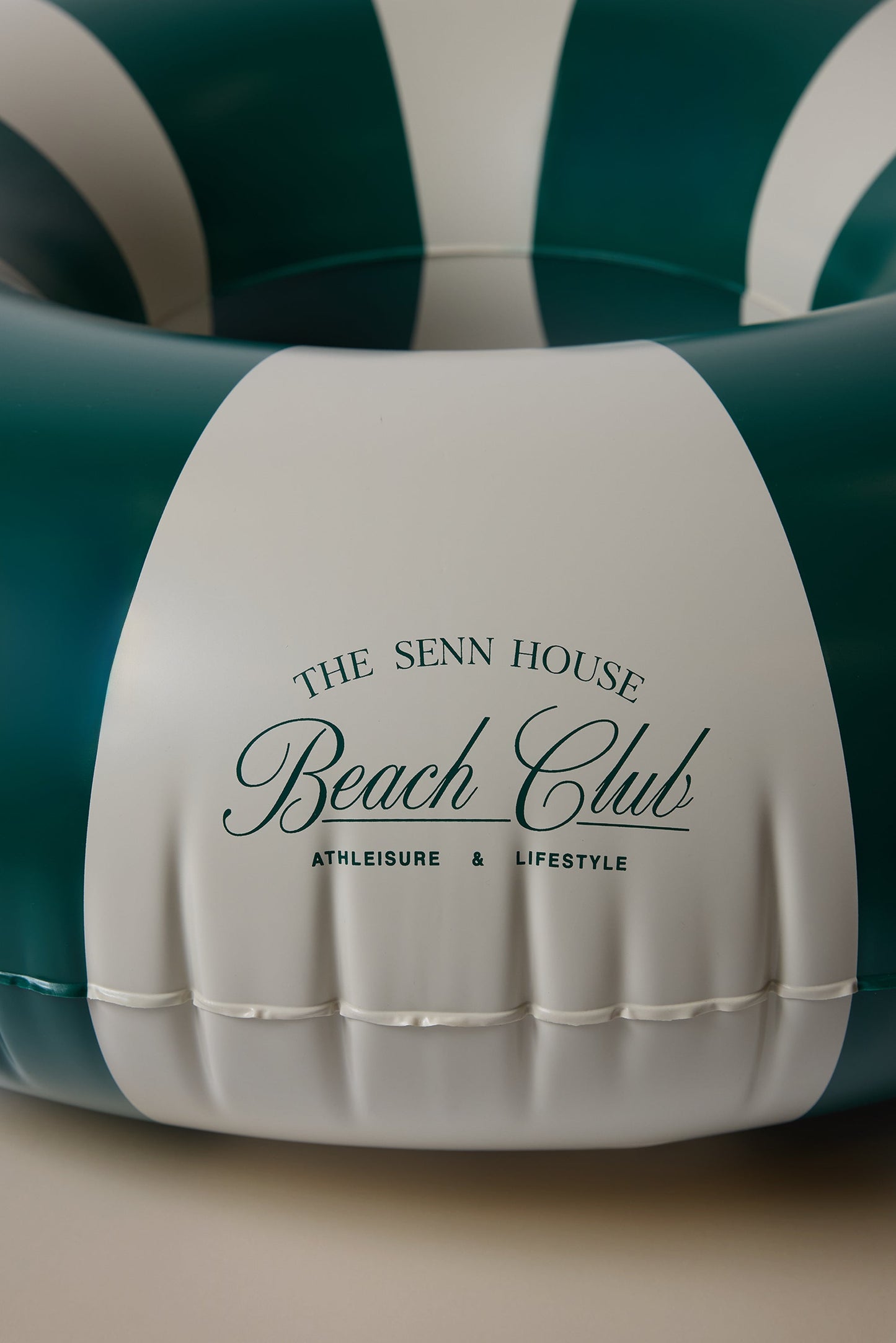 BEACH CLUB FLOATIE