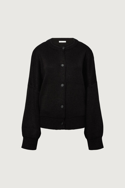 CHUNKY OVERSIZED KNIT SWEATER