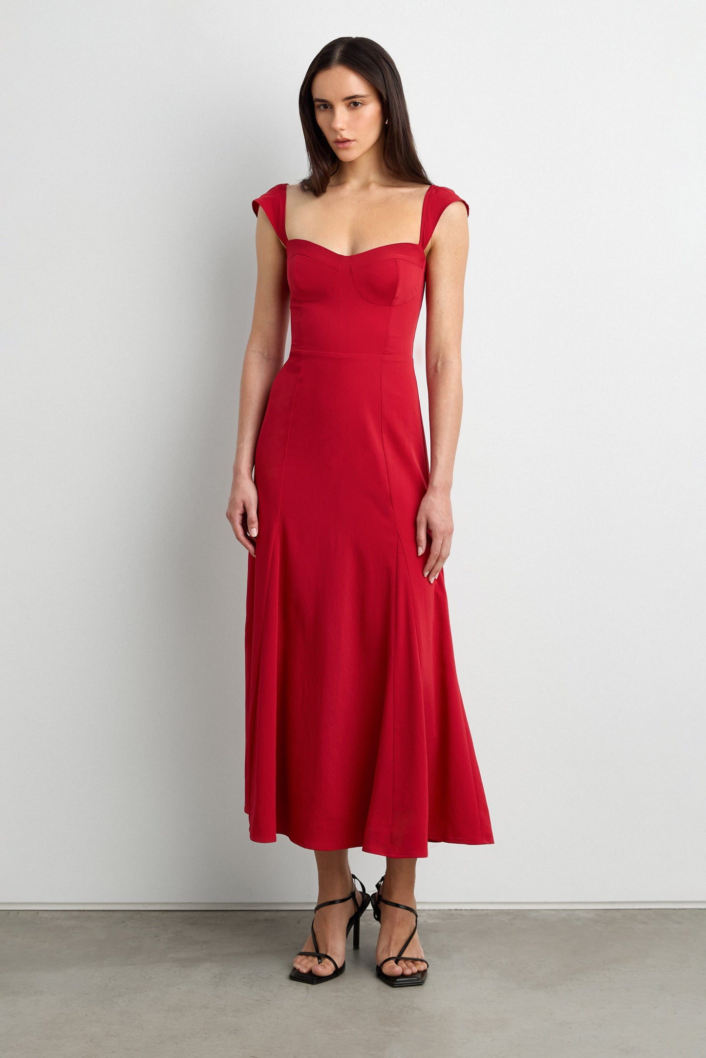SWEETHEART NECKLINE CORSET MIDI DRESS