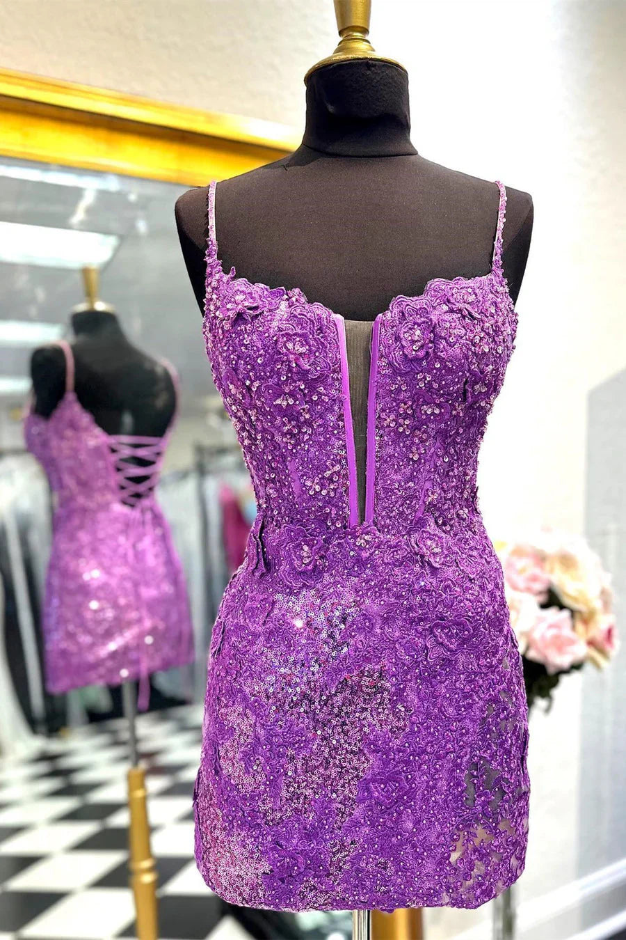 Black Sheath Spaghetti Straps Sequined Lace Mini Party Dresses