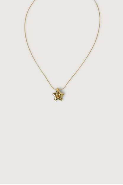 STAR PENDANT SNAKE CHAIN NECKLACE