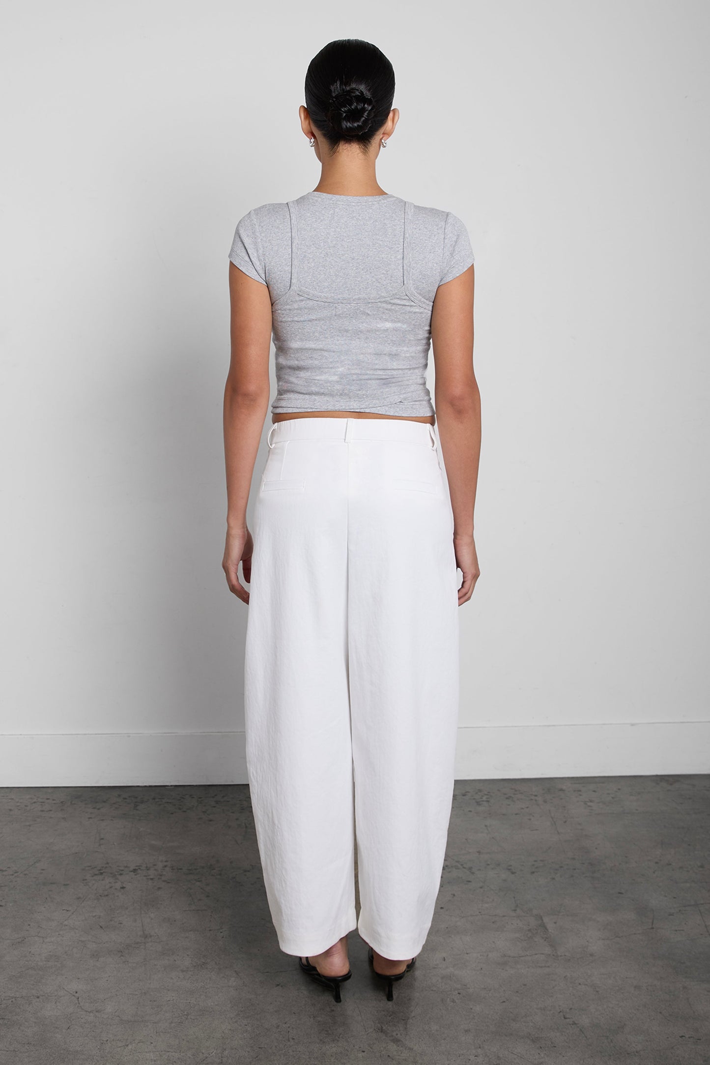 RELAXED PLEATED WIDE LEG PANT