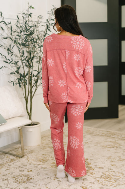 Hazel Blues® |  Snowflake Sniffles Pajama Set in Red