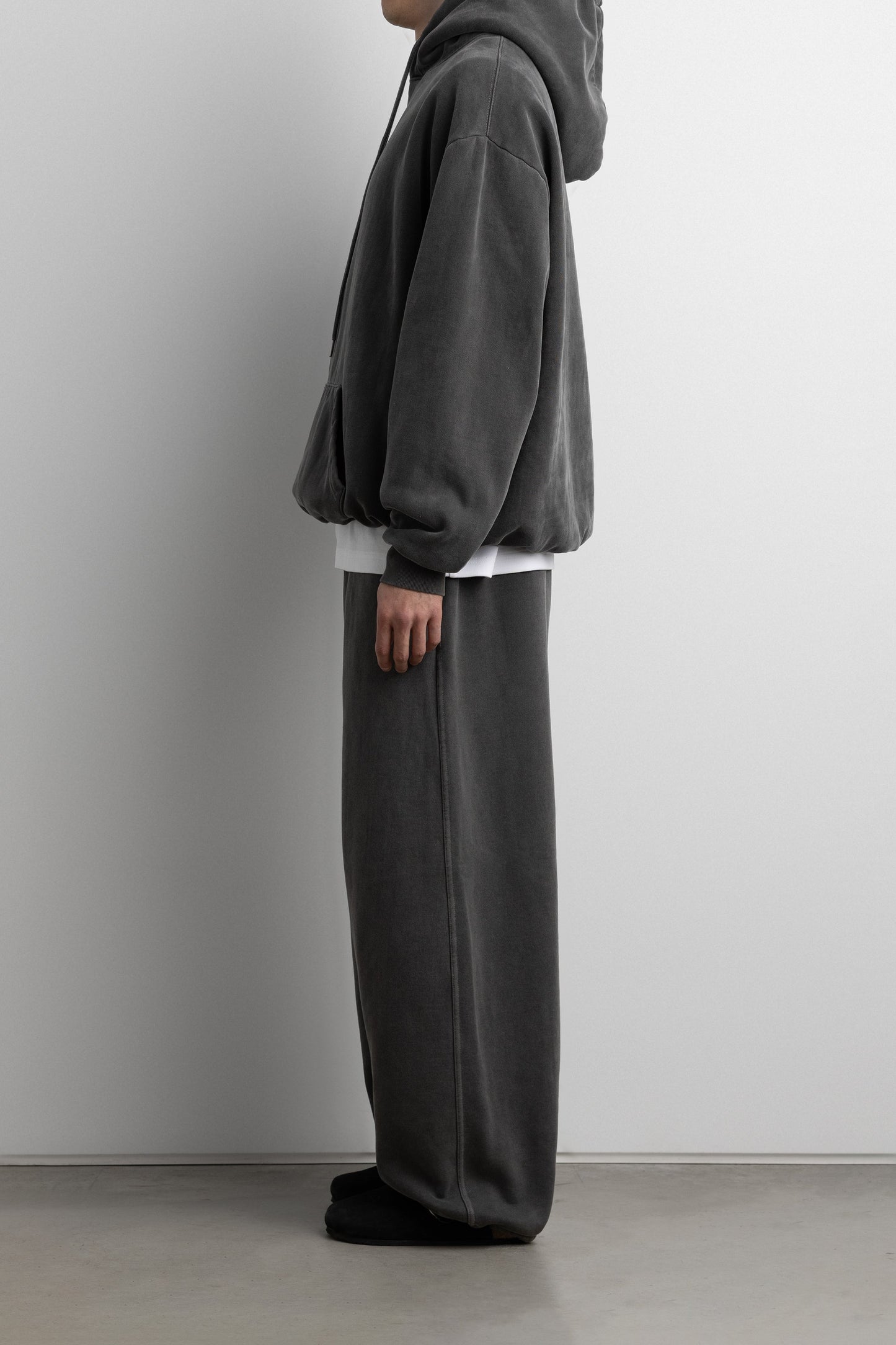 FLEECE STUDIO BOYFRIEND HOODIE