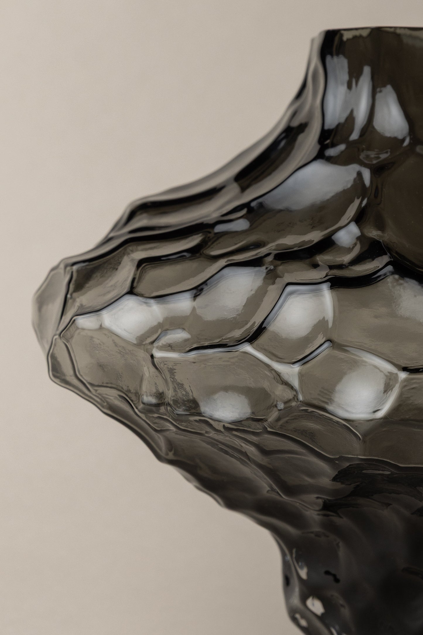 TERRA VASE