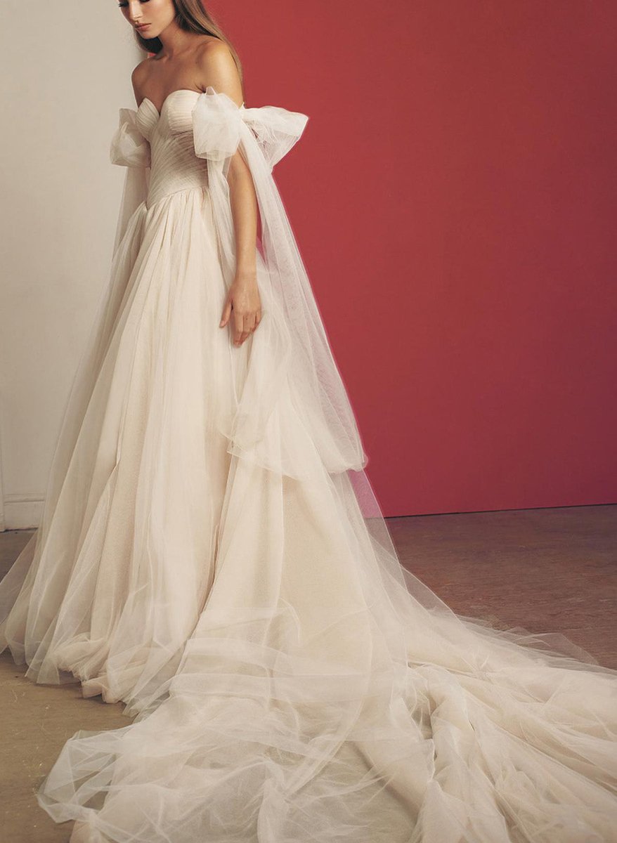 Beach Pleated Tulle Off-The-Shoulder A-Line Wedding Dresses With Slit